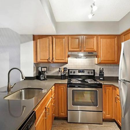 Dharma Home Suites Dania Beach At Sheridan Ocean Club エクステリア 写真