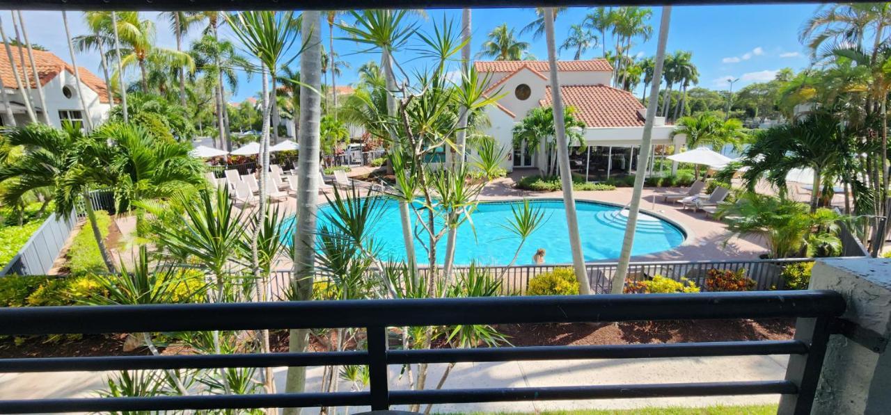 Dharma Home Suites Dania Beach At Sheridan Ocean Club エクステリア 写真